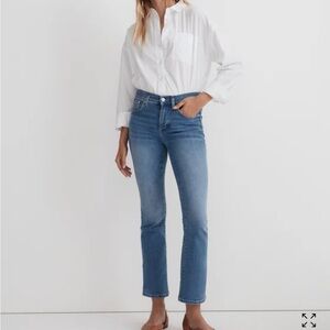 Madewell Mid Rise Kick Out Cropped Jeans
